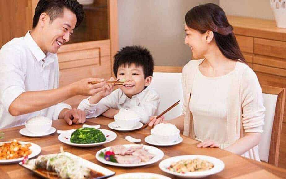 Mơ thấy bố ăn cơm là gì? đánh con gì? - Chiêm bao đánh con lô đề nào