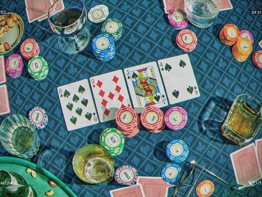 Hay lam neu muon mat tien trong Poker truc tuyen