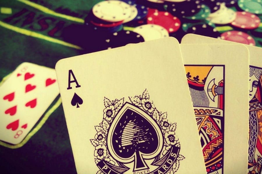 Chơi Blackjack với một cơ hội thắng cao hơn nếu bạn áp dụng những điều sau