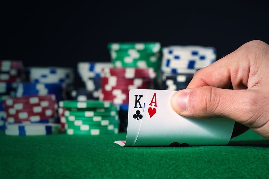 Liệu bạn đã biết tới các cách để chiến thắng khi chơi bài Poker này?