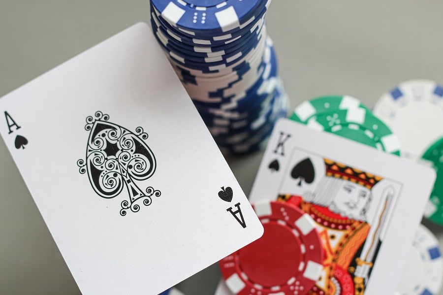 Một số bí quyết chơi Baccarat không thể thiếu để kiếm tiền từ nhà cái