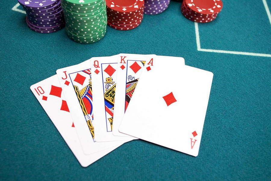 Chiến thắng trong Poker sẽ cần phụ thuộc vào những yếu tố nào?