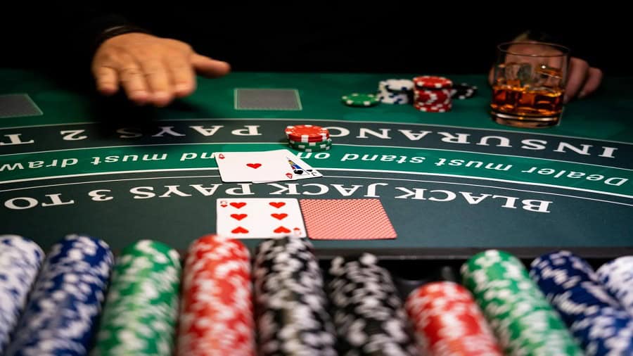 Để chơi Blackjack với cơ hội kiếm tiền tốt nhất sẽ cần phải chú ý đến điều gì?