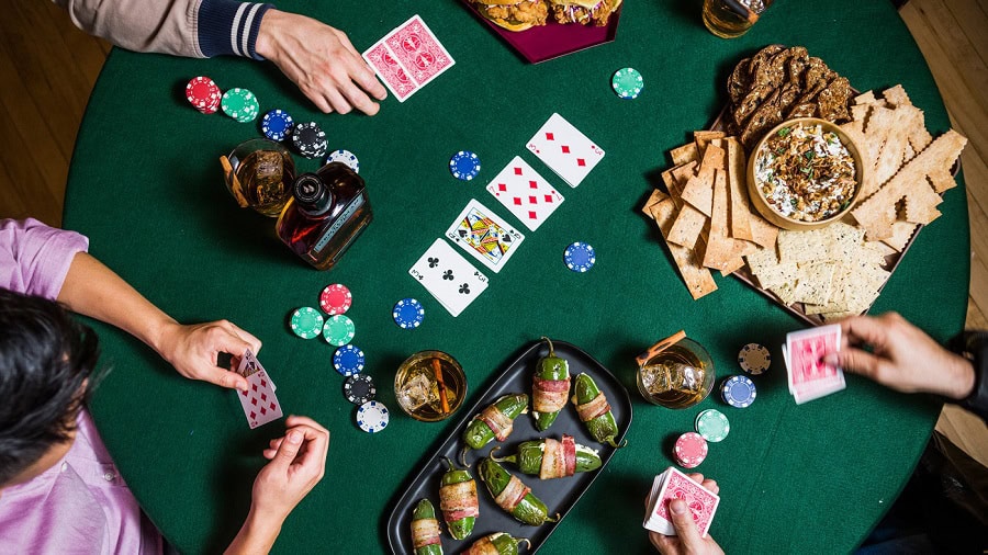 Kinh nghiệm đánh bài Poker cực hay cho bạn những lợi thế lớn